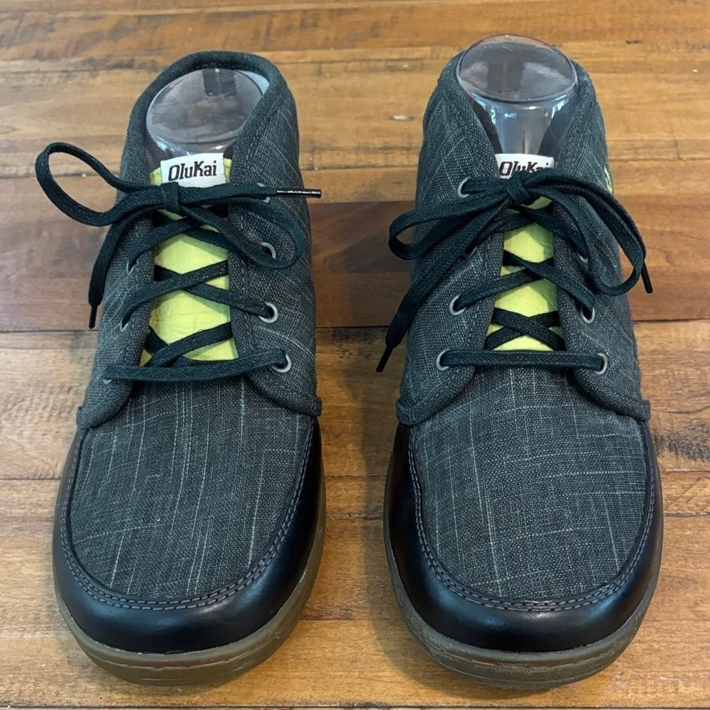 OluKai Men's Black and Yellow Chukka Boots, 9